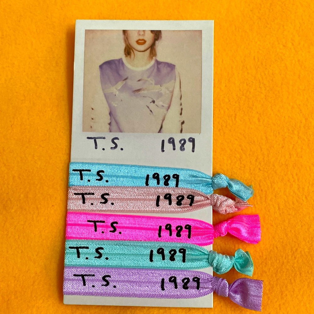 Taylor Swift 1989 Hair Ties